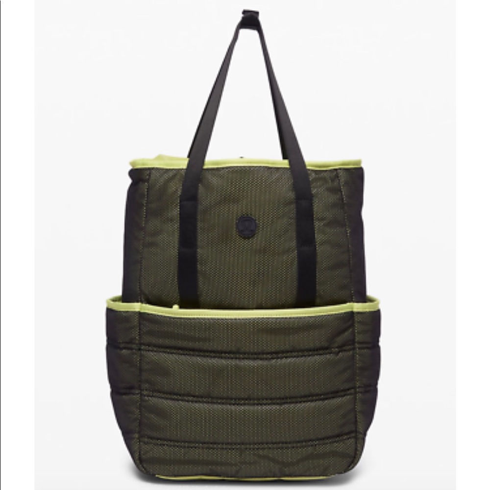 NWT Dash All Day Backpack/Shoulder Bag